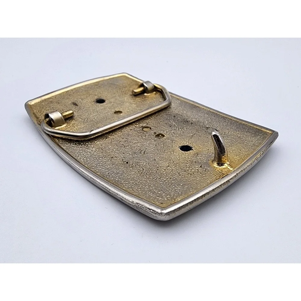 Vtg Belt Buckle Floral Leaf Pattern‎ White and Gold
